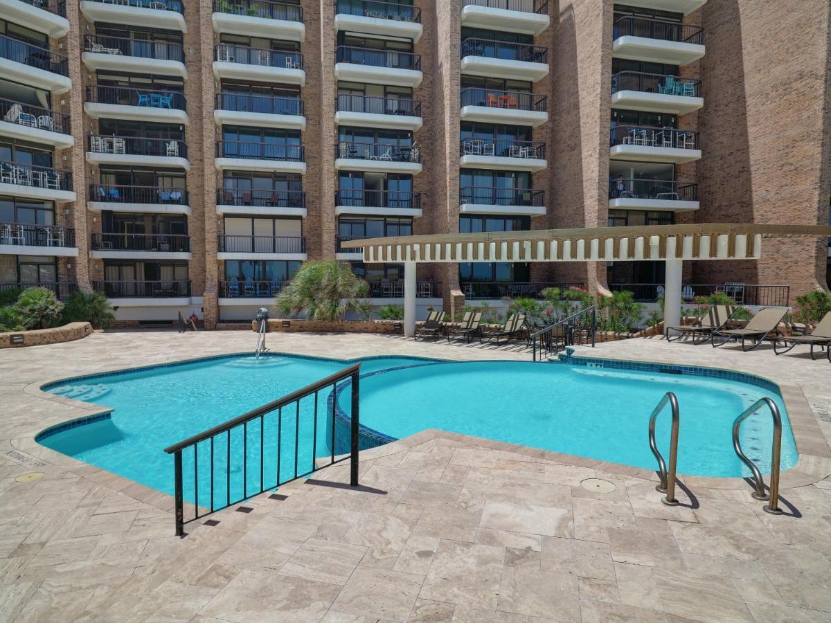 Costa Crinks At Aransas Princess *